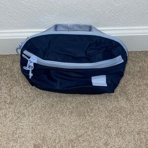 Belt bag, navy, and light blue